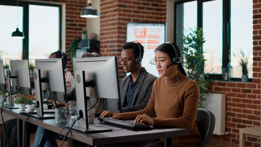 Transform your retail business with conversational BI
